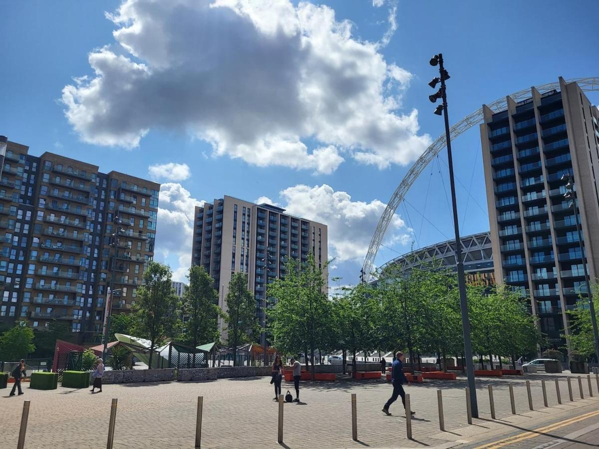 Apartment Wembley Stadium 2 Bedroom - 1 Minute Walk London